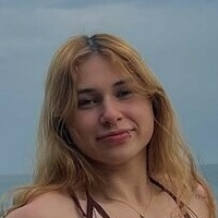 Monaliza Américo Nue