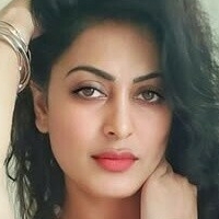 Nalinee Singh Nue