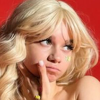 Nika Leytink Nue