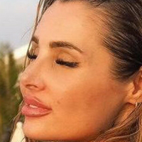 Oksana Alma Nue