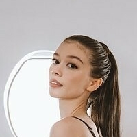 Paige Searcy Nue