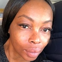 Phina Oruche Nue