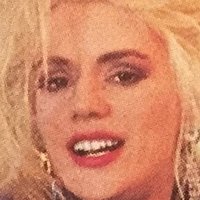 Phoebe Legere Nue