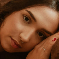 Raquel Mendes Nue
