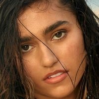 raynavallandingham Nue