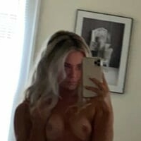 ReaganFordd Nue
