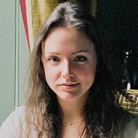 Rebecca Dinerstein Nue