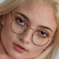Sabrina May Nue