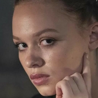 Sadie Soverall Nue