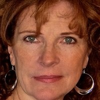 Sara Botsford Nue