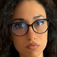 Sara Talpi Nue