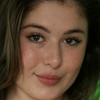 Sophie Bell Nue