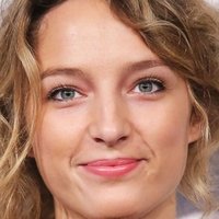 Stéphanie Crayencour Nue