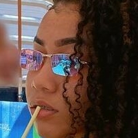 Thaís Santos Nue