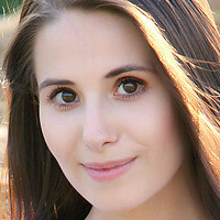 Vanessa Hay Nue