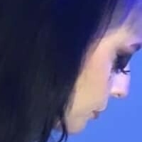 Violet Thorne Nue