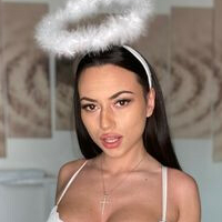 virginia-dee Nue