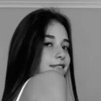 Vitória Motta Nue