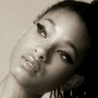 Wllow Smith Nue