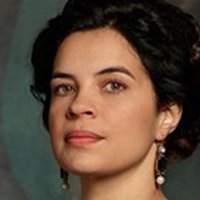 Zuleikha Robinson Nue